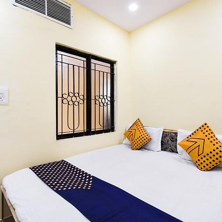 Hotel O Gaurav Guest House Nagpur Bagian luar foto