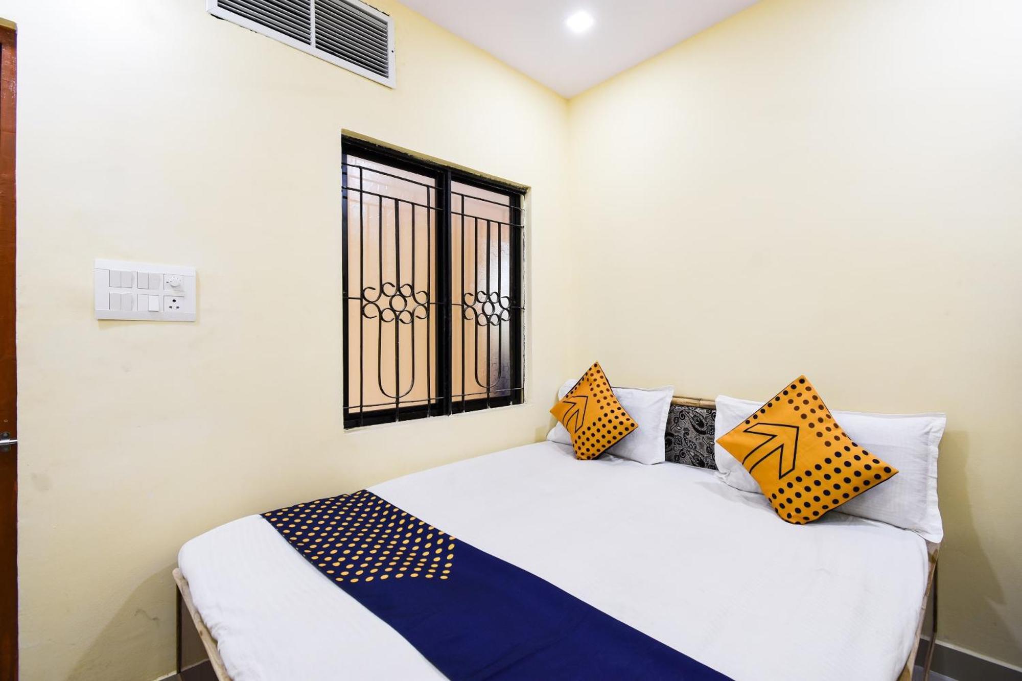 Hotel O Gaurav Guest House Nagpur Bagian luar foto