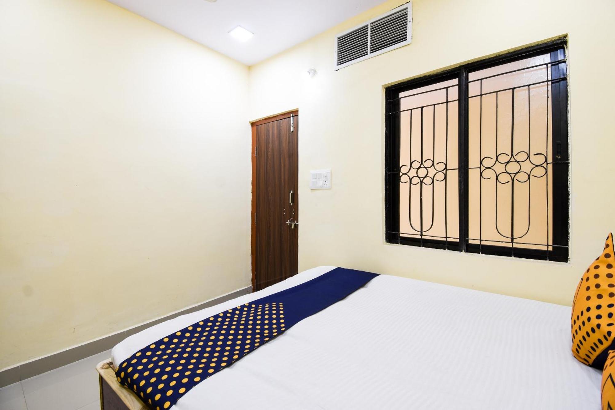 Hotel O Gaurav Guest House Nagpur Bagian luar foto