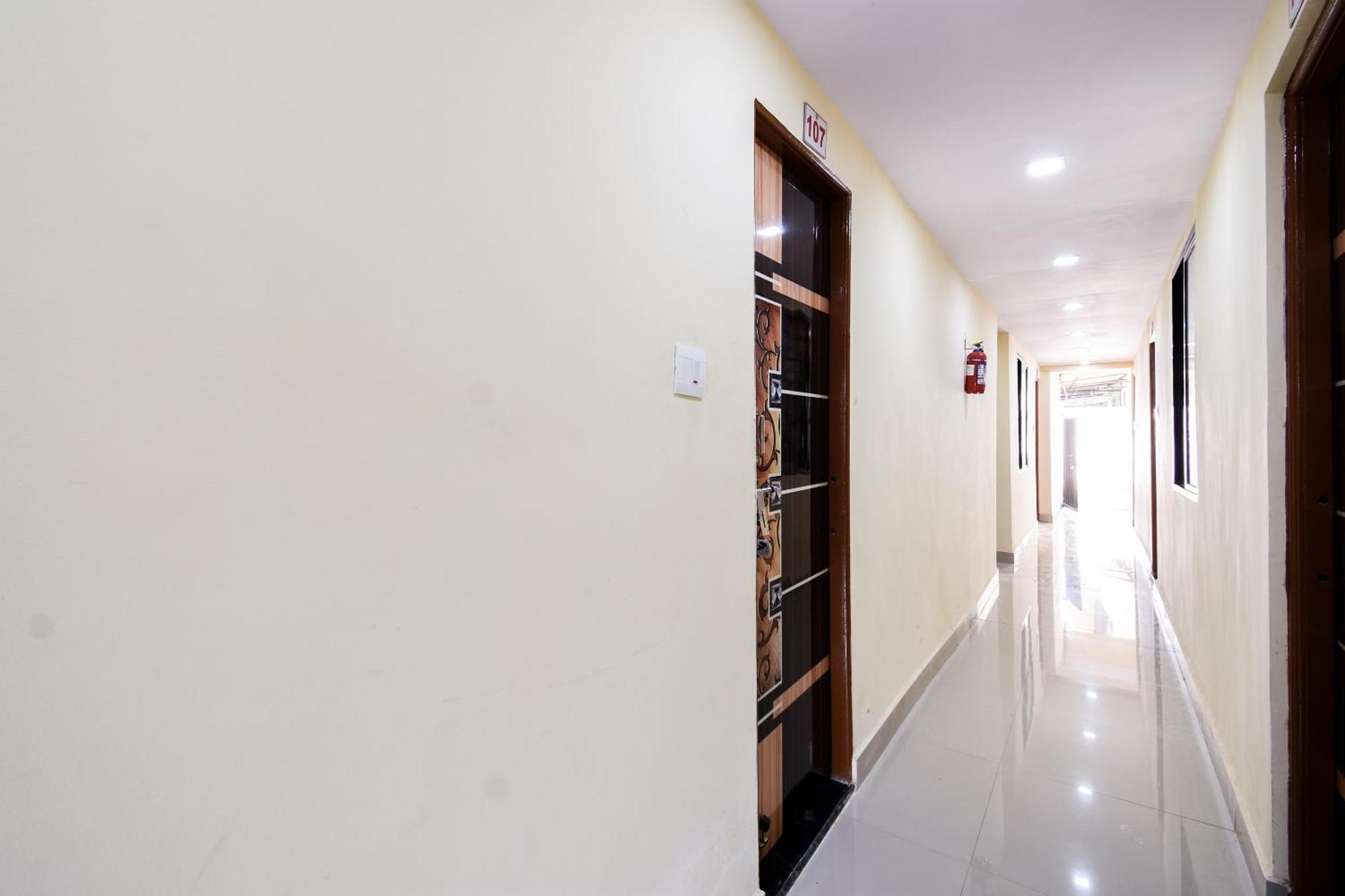 Hotel O Gaurav Guest House Nagpur Bagian luar foto