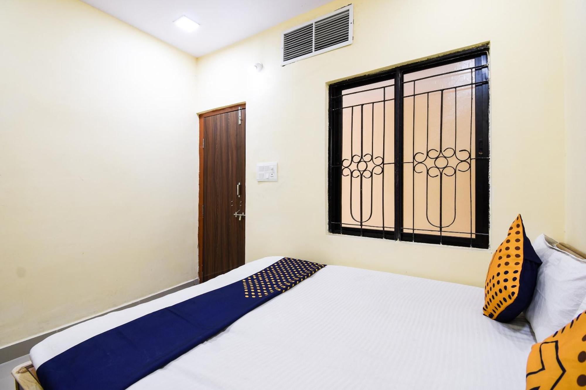 Hotel O Gaurav Guest House Nagpur Bagian luar foto